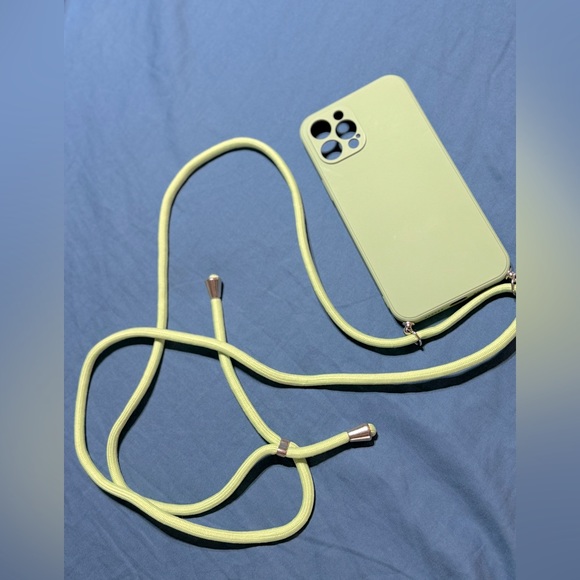 iPhone 12 Pro Max phone case NWT - Picture 2 of 3